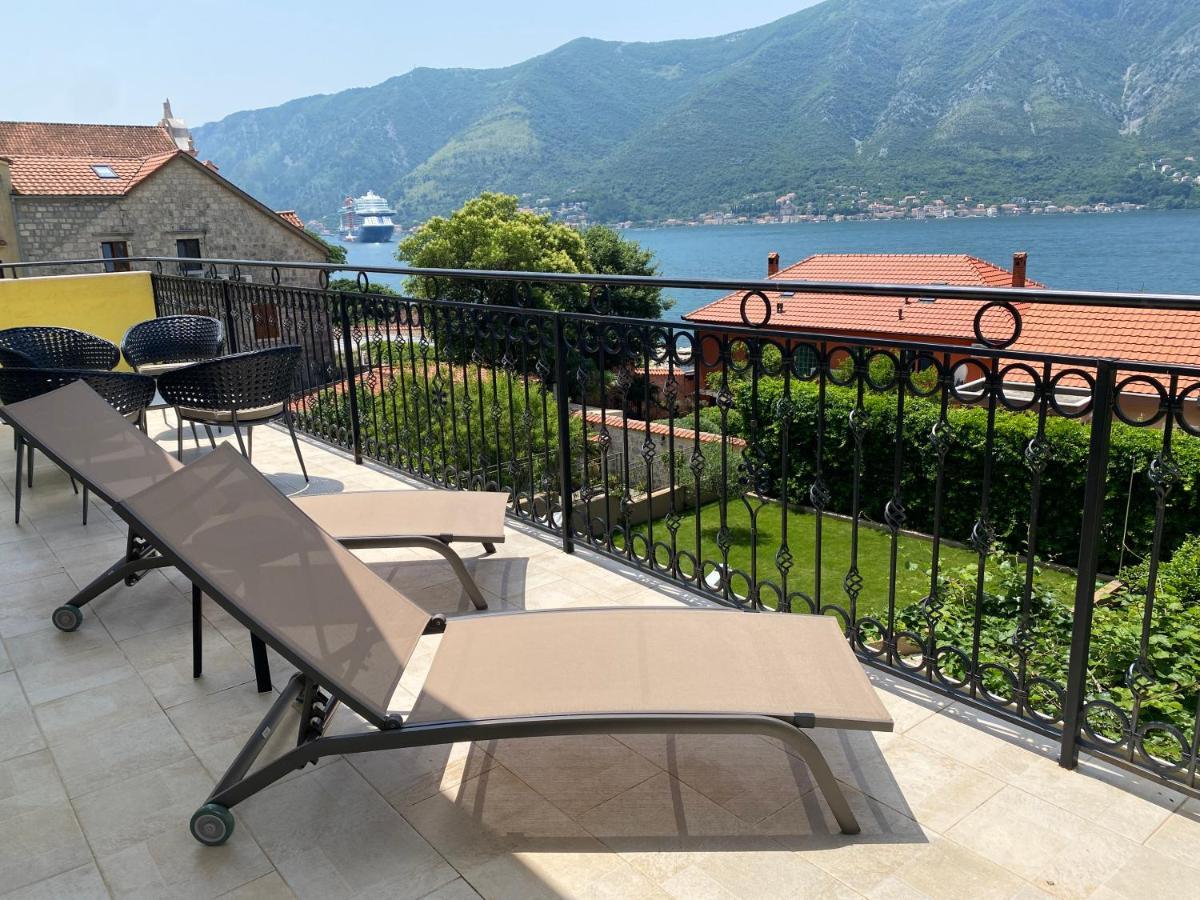 2Montenegro Mimoza Apartments Dobrota Ngoại thất bức ảnh