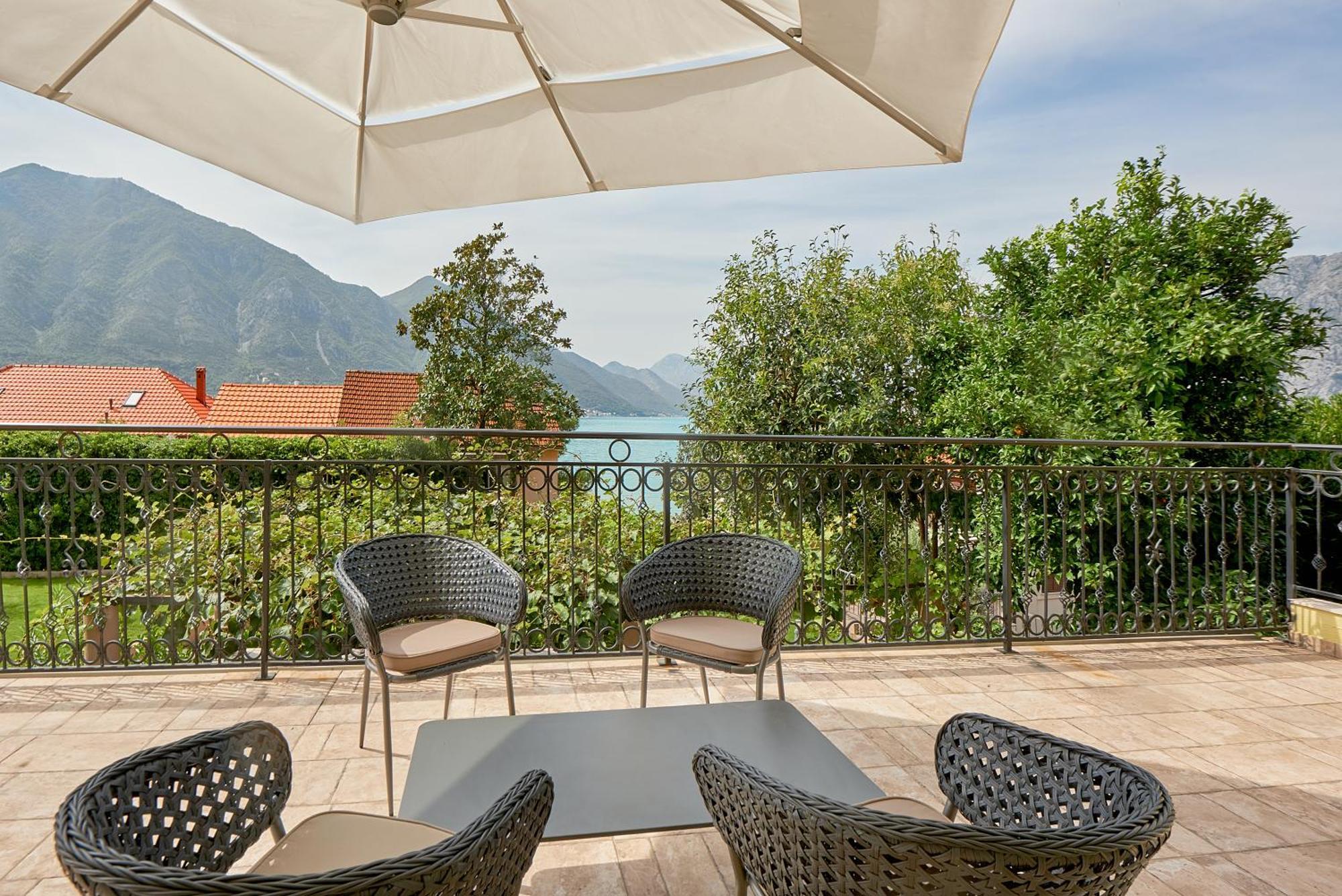 2Montenegro Mimoza Apartments Dobrota Ngoại thất bức ảnh